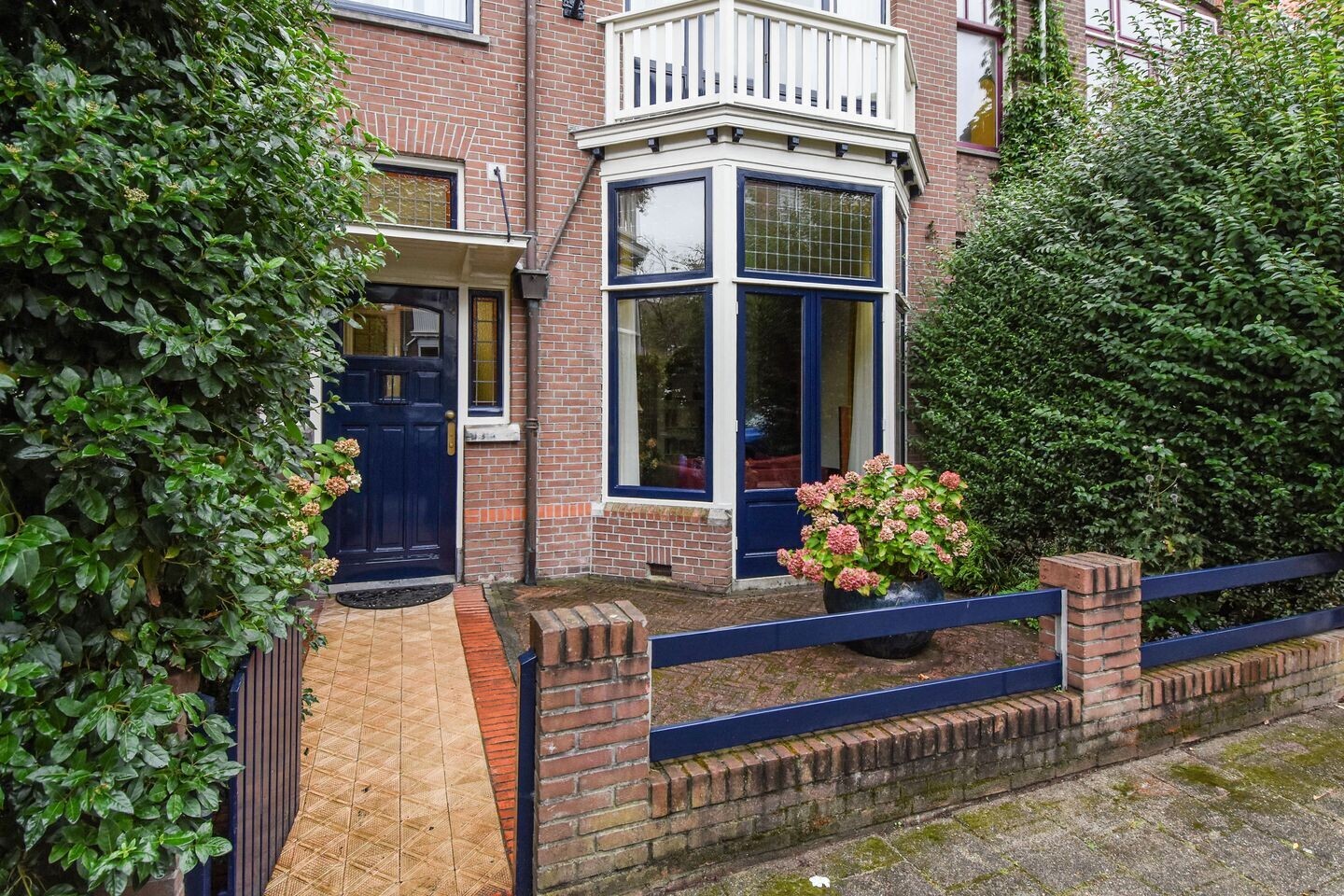 Tussenwoning te koop: Eikstraat 14, 'S-Gravenhage
