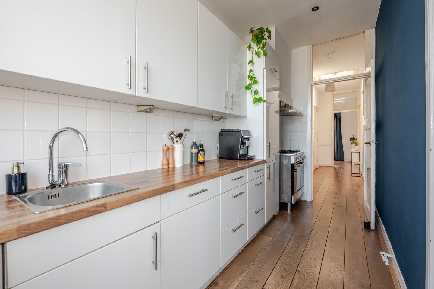 Appartement te koop: Irisstraat 153, 'S-Gravenhage
