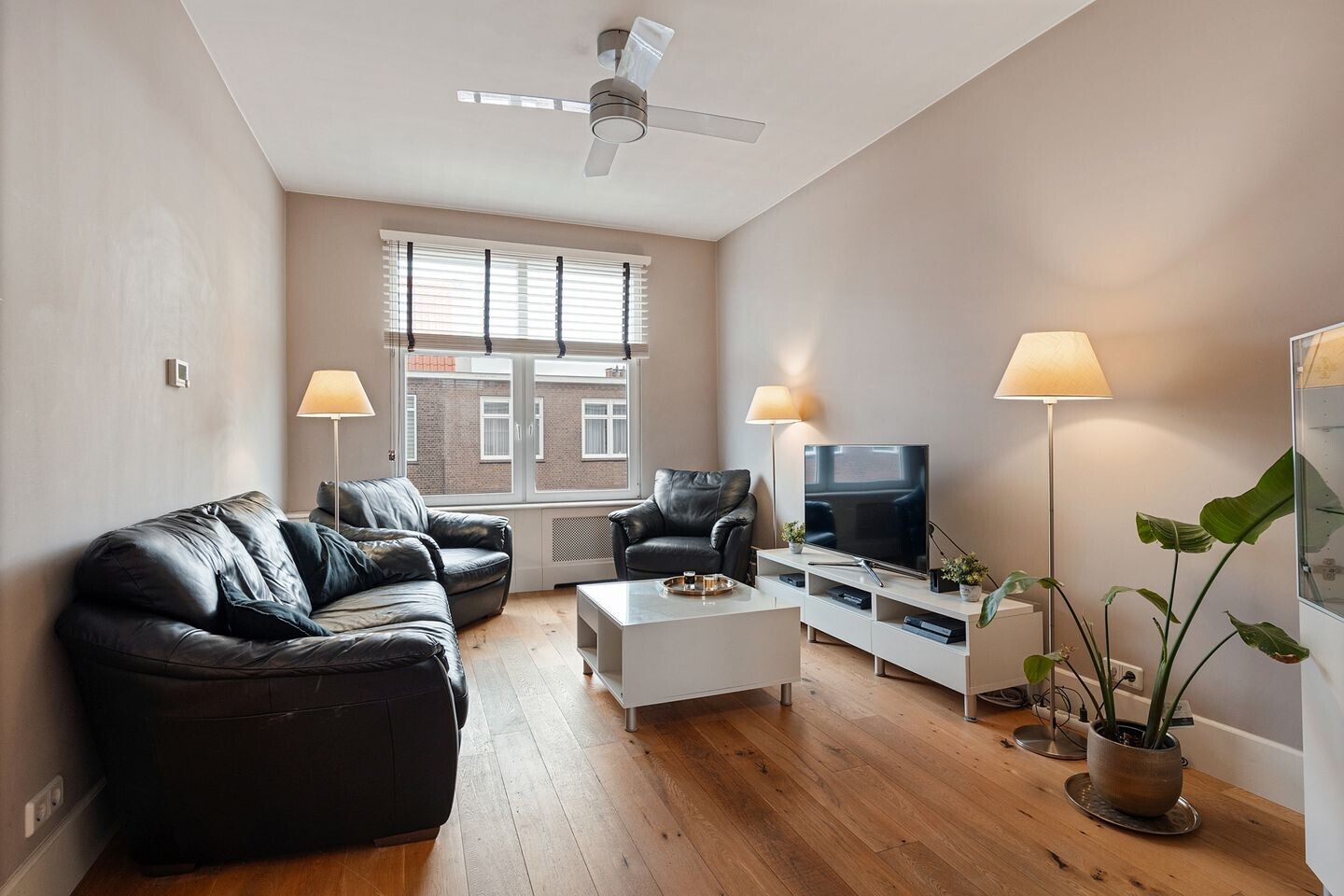 Appartement te koop: Asterstraat 154, 'S-Gravenhage