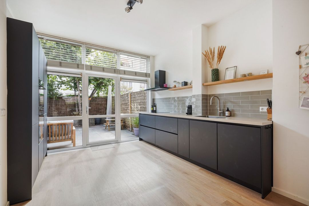 Appartement te koop: Klimopstraat 152, 'S-Gravenhage