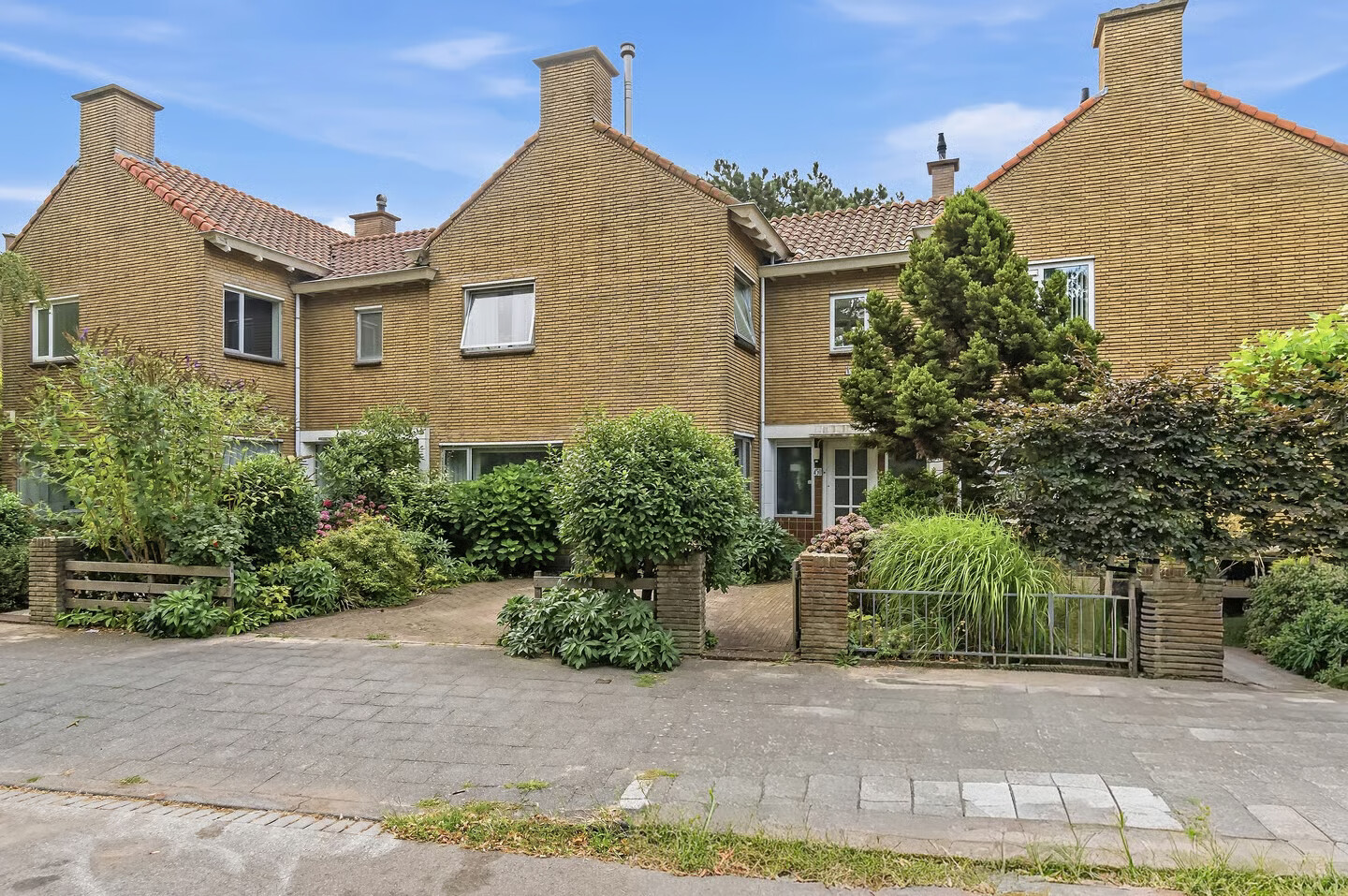 Tussenwoning te koop: Laan van Poot 450, 'S-Gravenhage