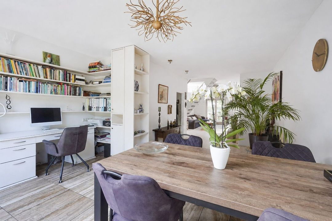 Twee-onder-één-kap te koop: Nieboerweg 216, 'S-Gravenhage