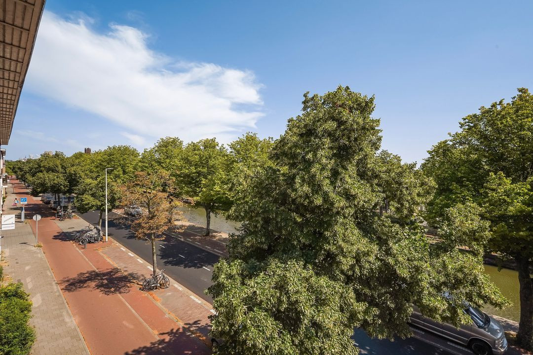 Appartement te koop: Loosduinseweg 1117, 'S-Gravenhage