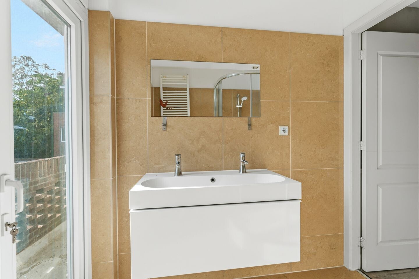 Appartement te koop: Bennekomstraat 3, 'S-Gravenhage