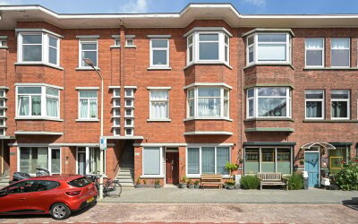 Hoenderloostraat 15
