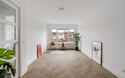 Vierhoutens. 55