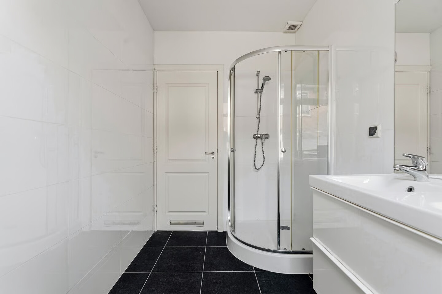 Appartement te koop: Loosdrechtsestraat 56, 'S-Gravenhage