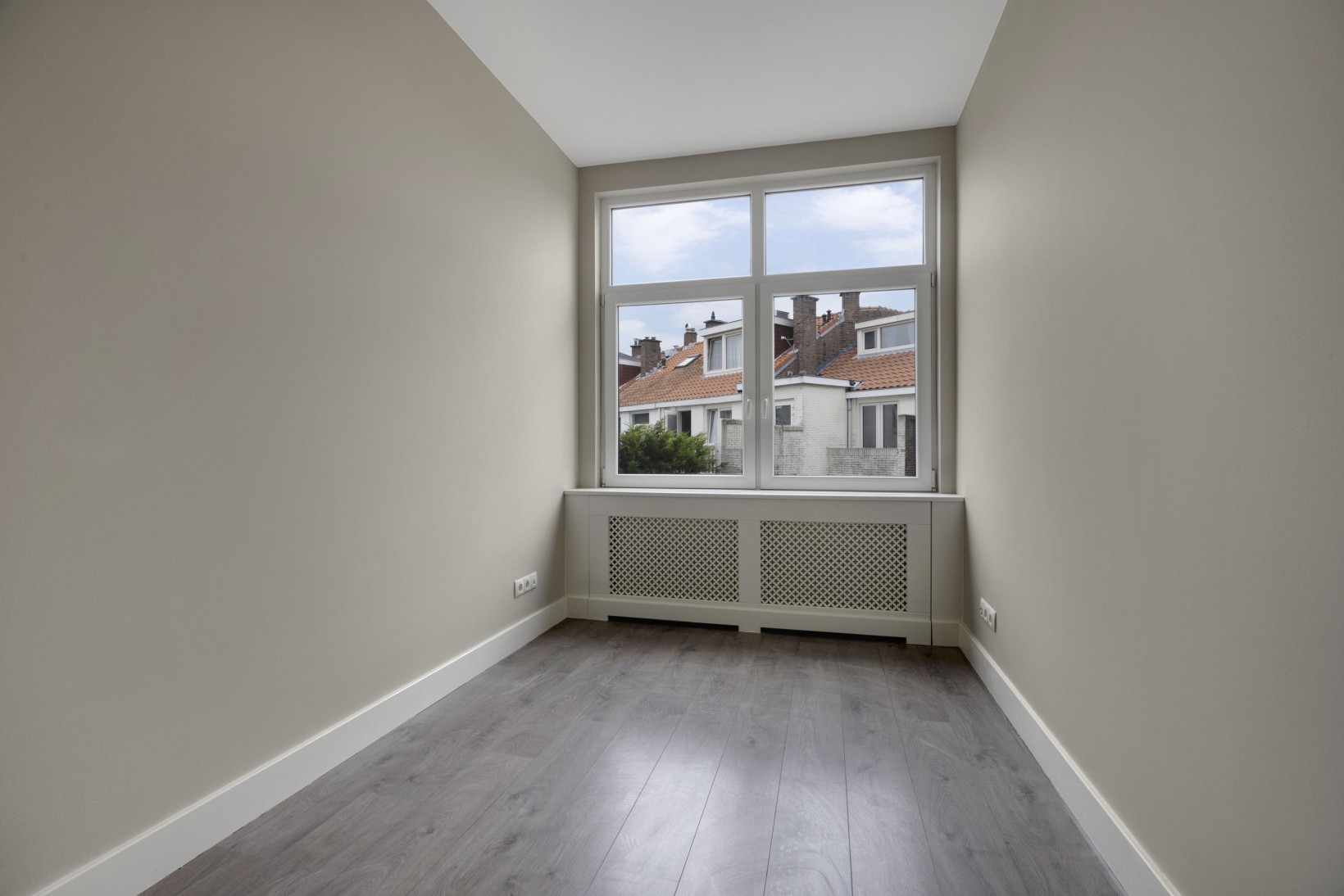 Appartement te koop: Bilthovenselaan 82, 'S-Gravenhage