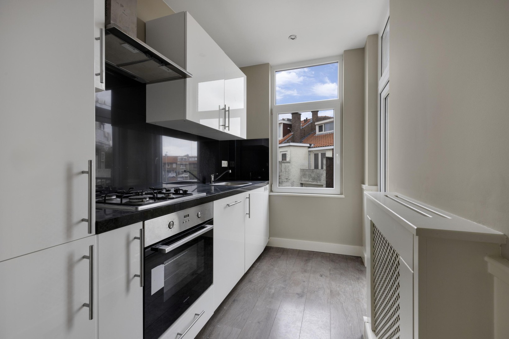 Appartement te koop: Bilthovenselaan 82, 'S-Gravenhage