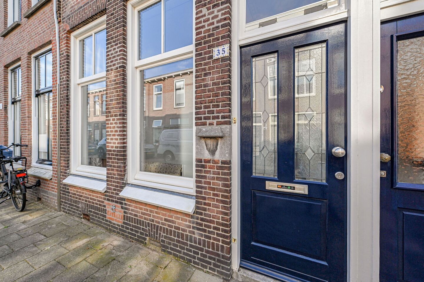 Appartement te koop: Burgemeester van der Werffstraat 35, 'S-Gravenhage