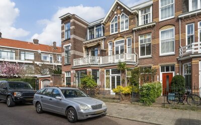 Van den Eyn. 4