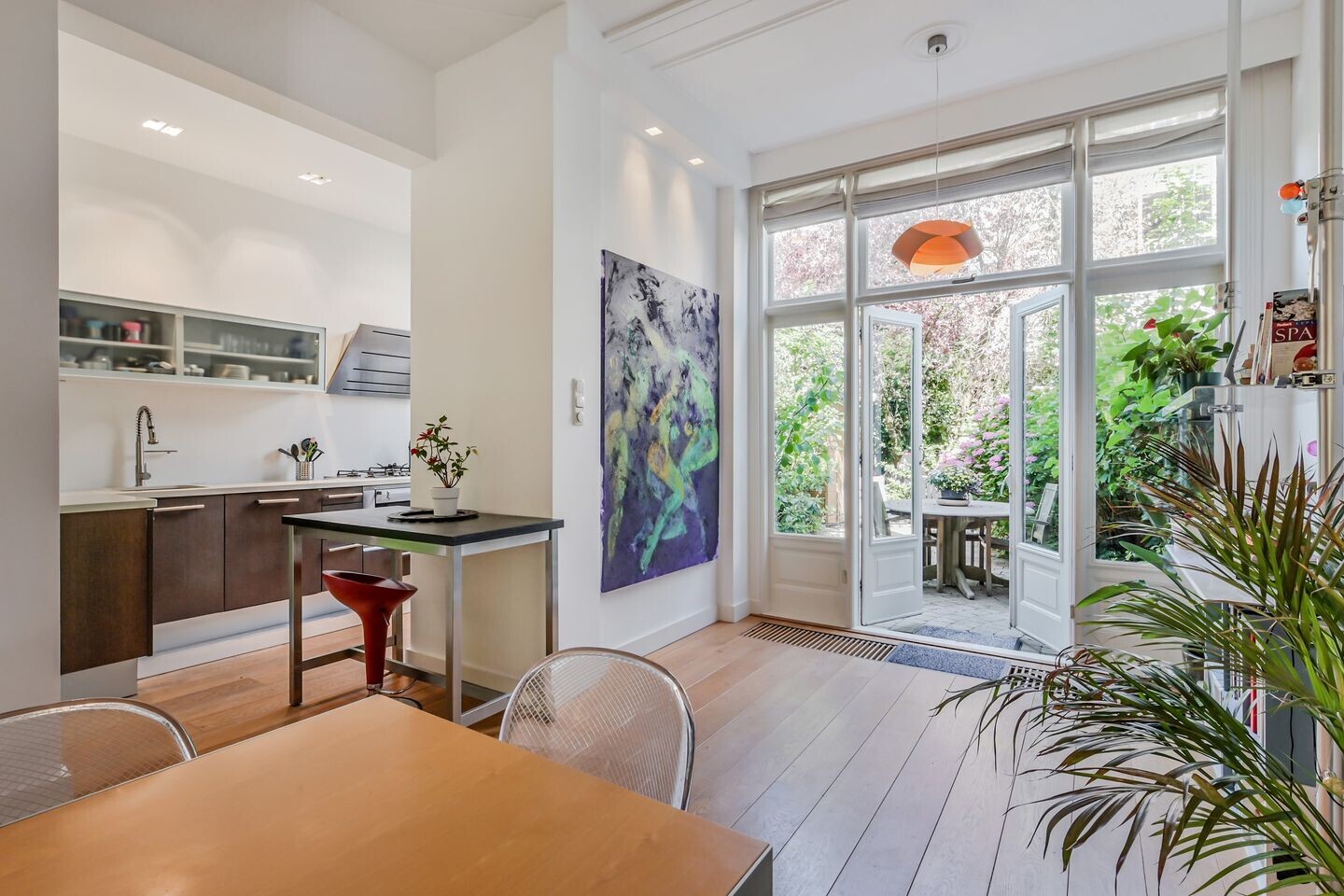 Tussenwoning te koop: Viviënstraat 47, 'S-Gravenhage