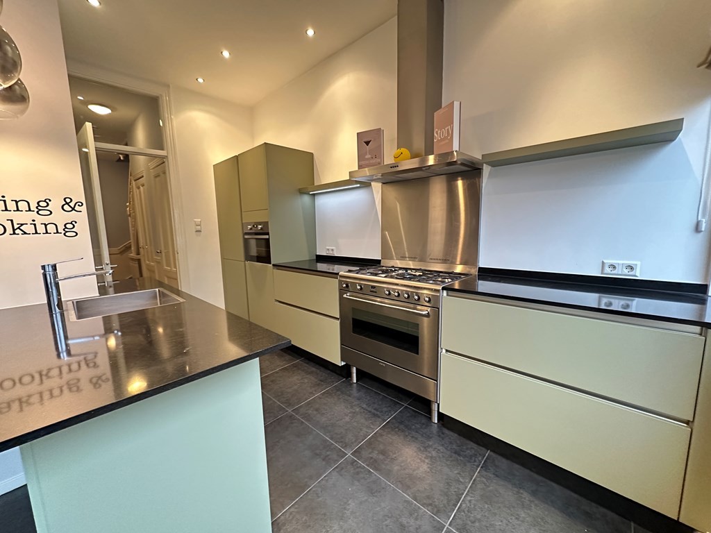 Appartement te huur: Antonie Duyckstraat 183, 'S-Gravenhage