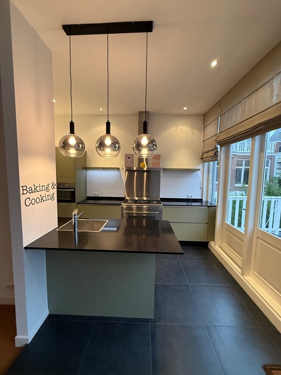 Appartement te huur: Antonie Duyckstraat 183, 'S-Gravenhage
