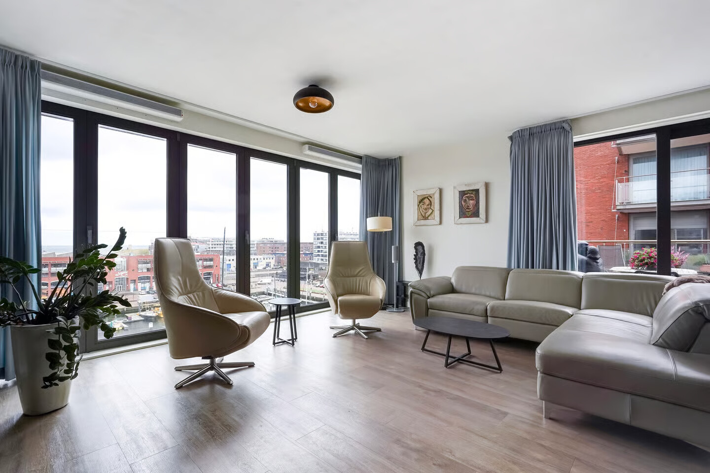 Appartement te koop: Dr. Lelykade 42F, 'S-Gravenhage