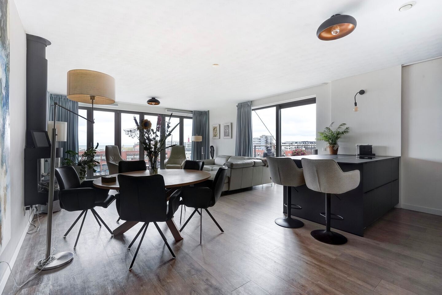 Appartement te koop: Dr. Lelykade 42F, 'S-Gravenhage