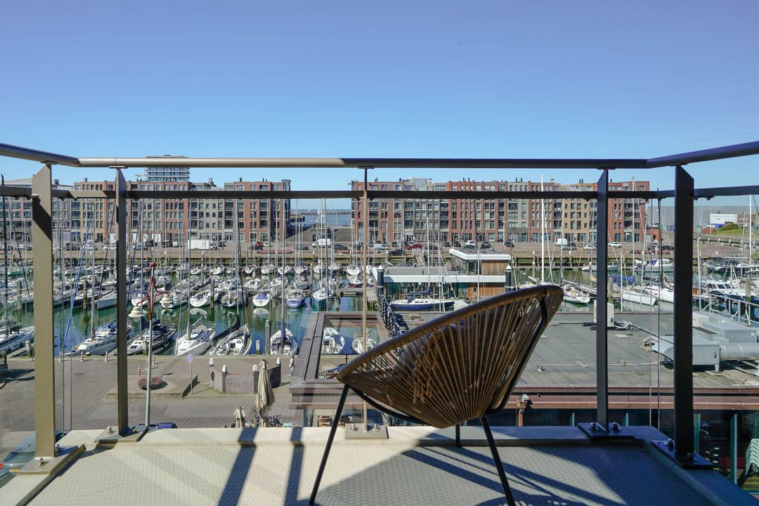 Appartement te koop: Dr. Lelykade 196E, 'S-Gravenhage