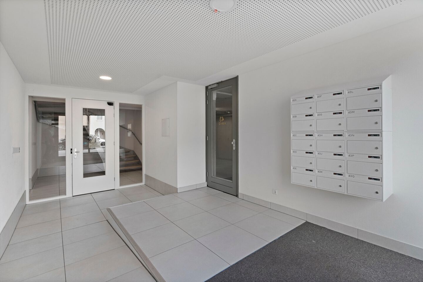 Studio te koop: Korbootstraat 43B, 'S-Gravenhage