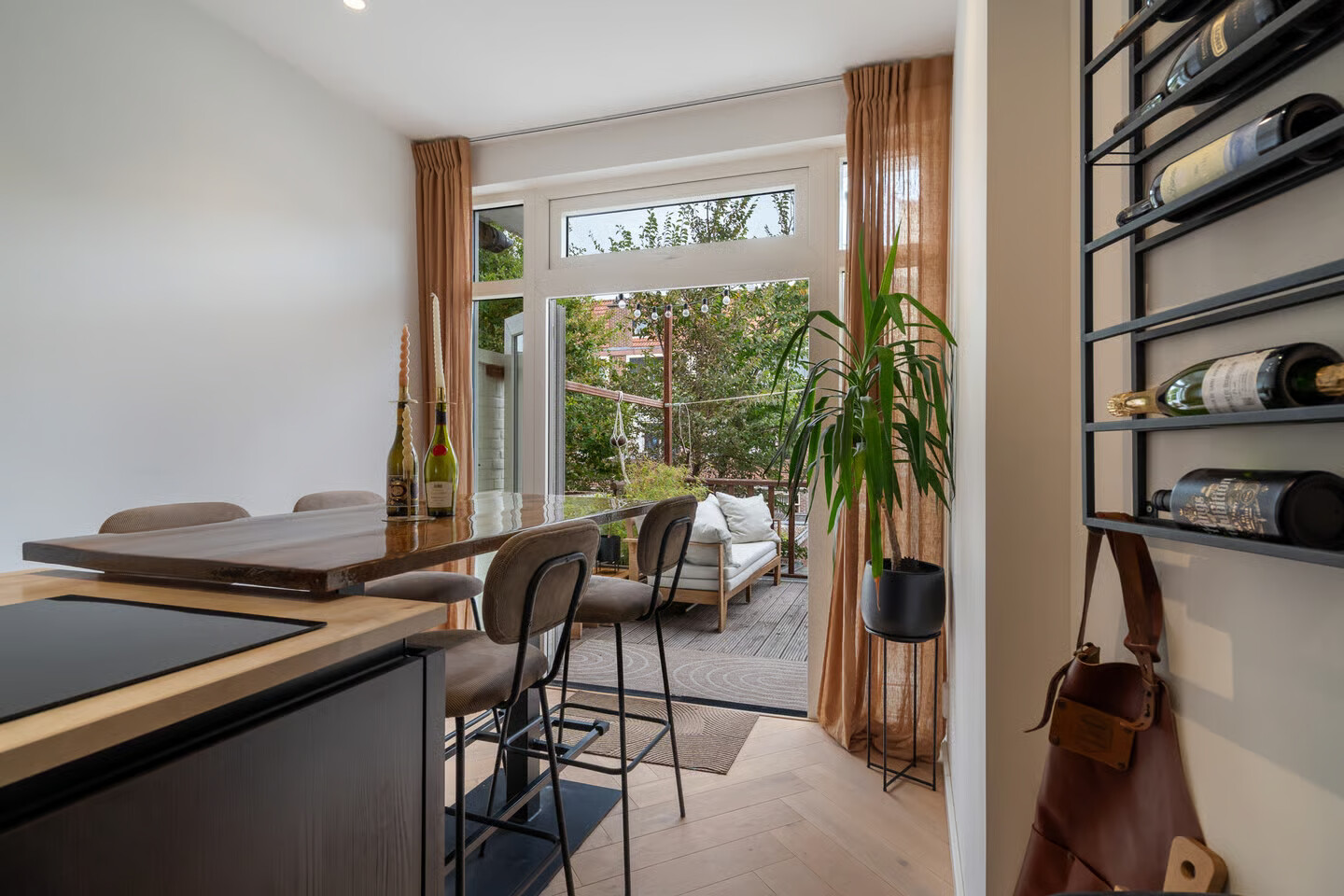 Appartement te koop: Westduinweg 32, 'S-Gravenhage