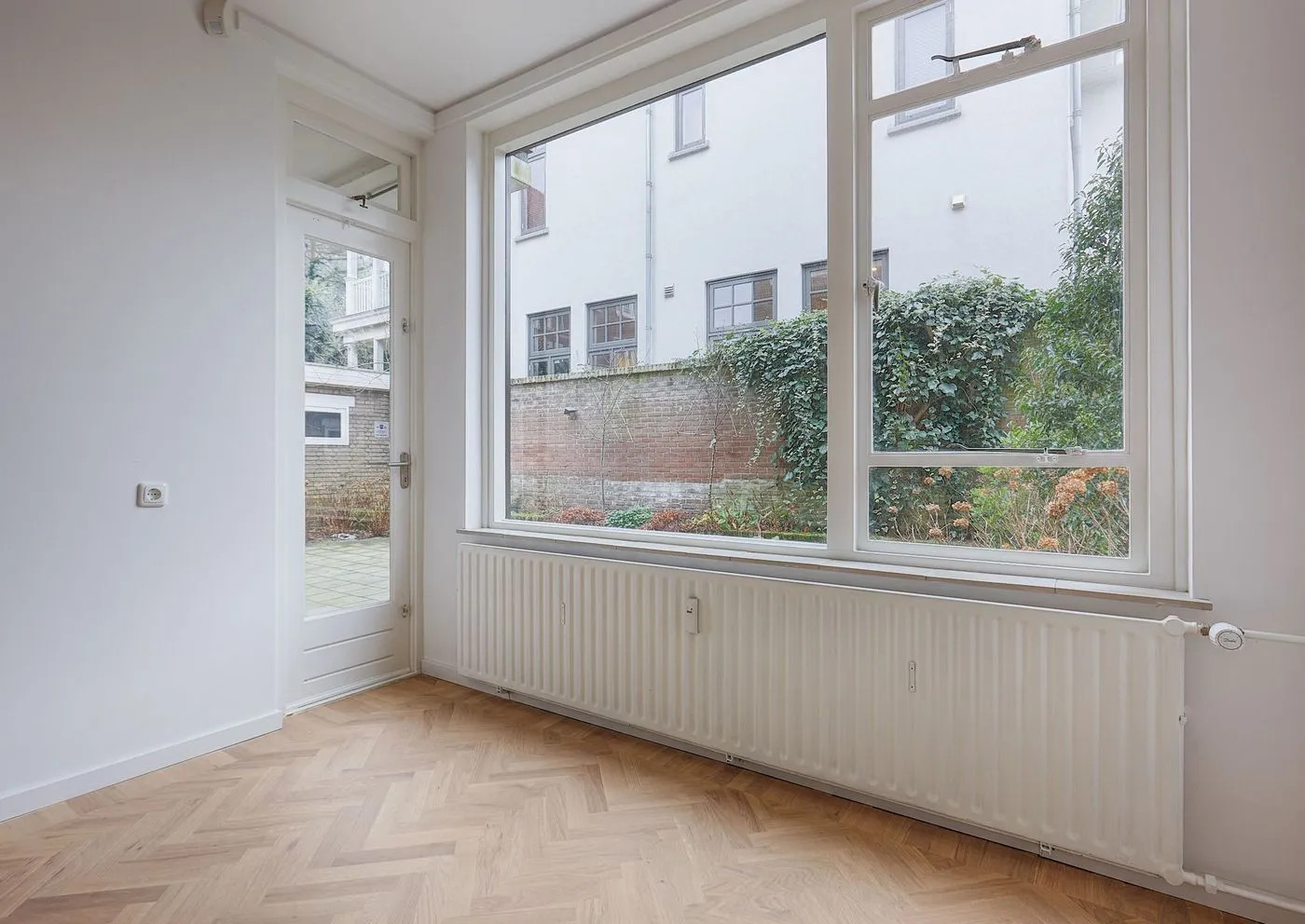 Appartement te koop: Van Dorpstraat 1D, 'S-Gravenhage