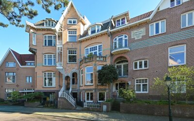Helmstraat 2-E