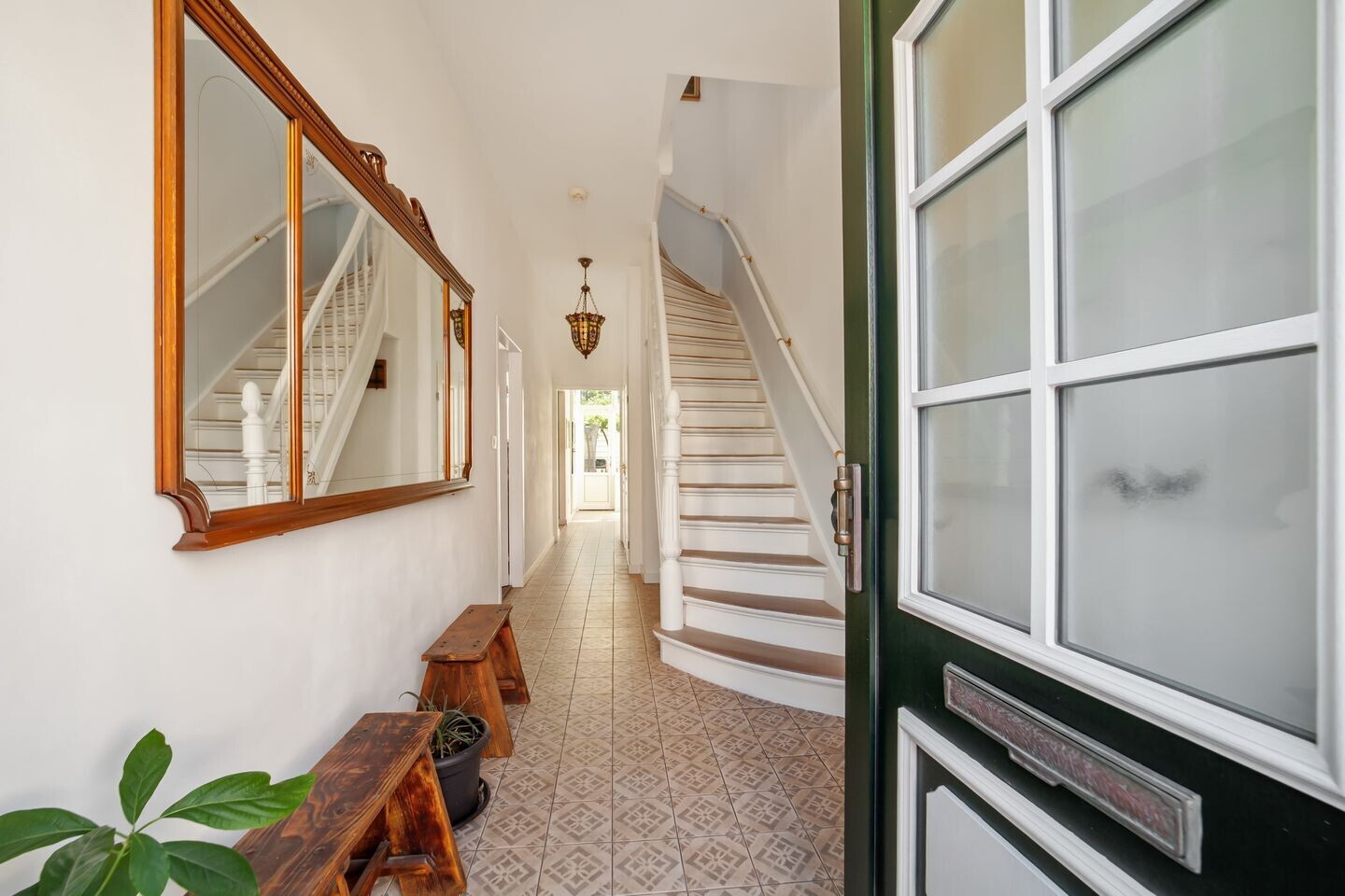 Tussenwoning te koop: Cornelis Jolstraat 12, 'S-Gravenhage