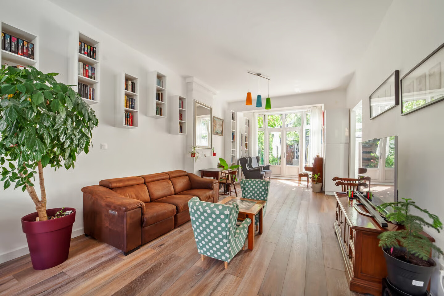 Tussenwoning te koop: Cornelis Jolstraat 12, 'S-Gravenhage