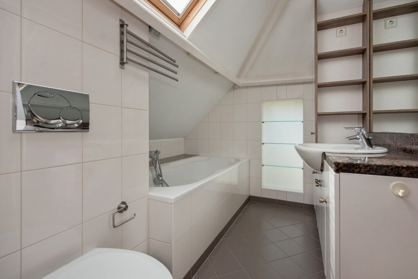 Appartement te koop: Sumatrastraat 271, 'S-Gravenhage