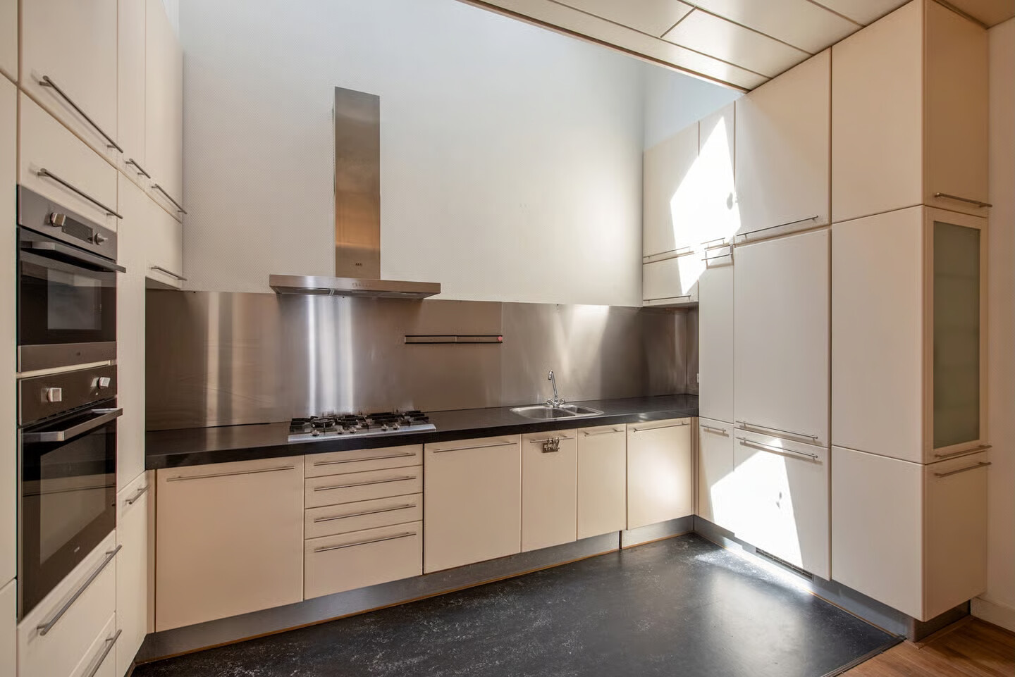 Appartement te koop: Sumatrastraat 271, 'S-Gravenhage