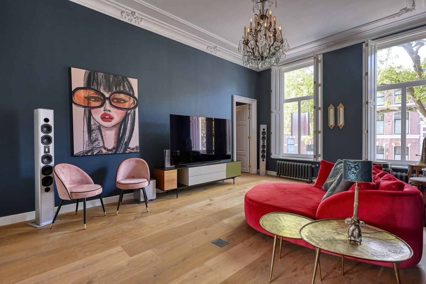 Tussenwoning te koop: Surinamestraat 19, 'S-Gravenhage