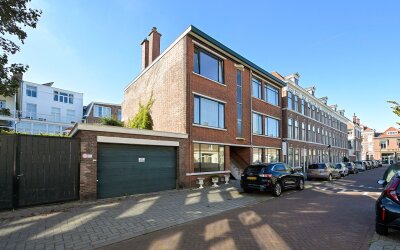Paramaribostraat 2