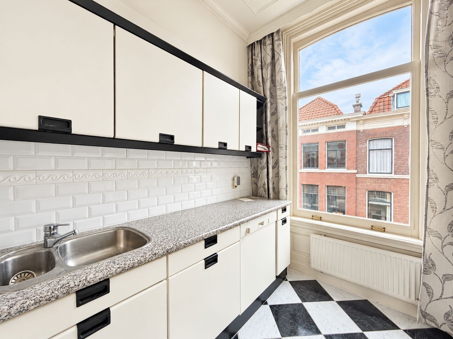 Appartement te koop: Batjanstraat 23A, 'S-Gravenhage