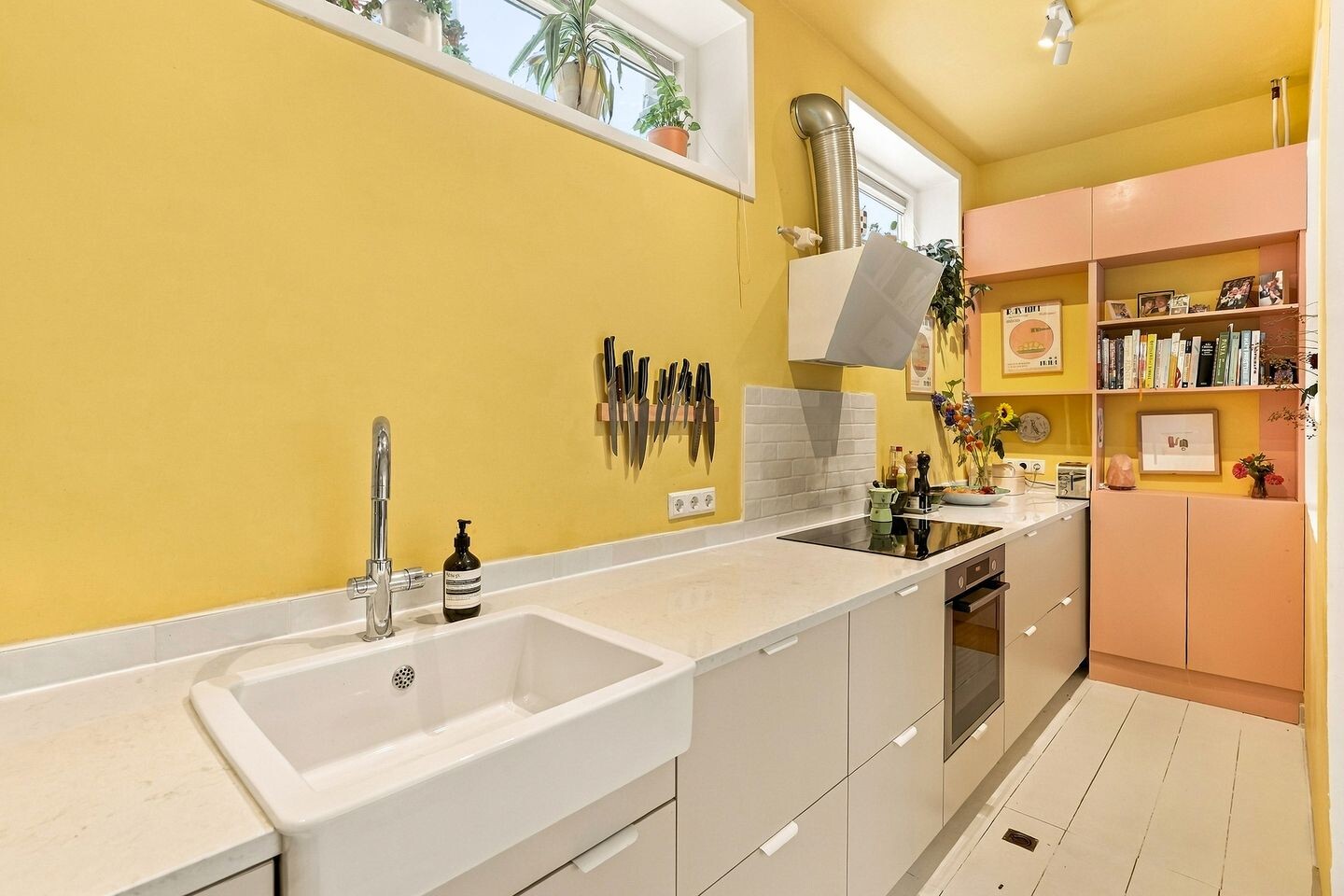 Twee-onder-één-kap te koop: Werfstraat 255, 'S-Gravenhage