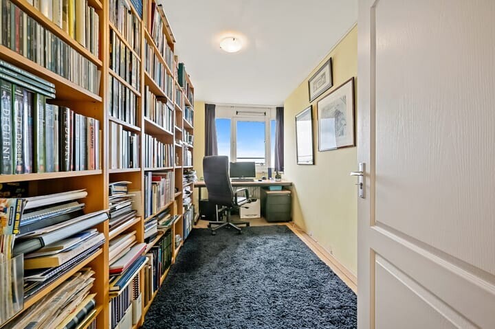 Appartement te koop: Gevers Deynootplein 218, 'S-Gravenhage
