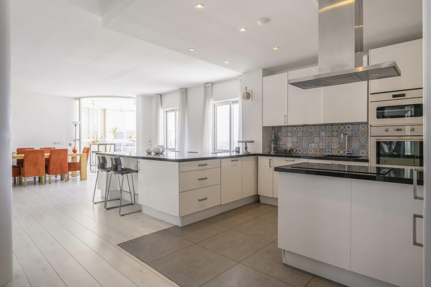 Appartement te koop: Seinpostduin 156, 'S-Gravenhage