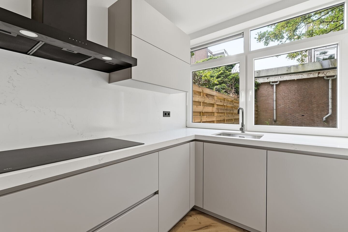 Appartement te koop: Harstenhoekweg 71A, 'S-Gravenhage