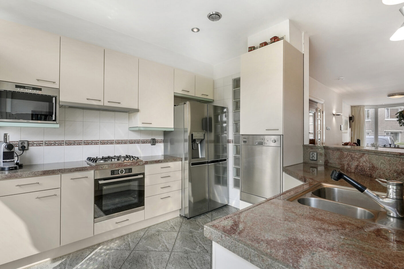 Appartement te koop: Harstenhoekweg 203, 'S-Gravenhage