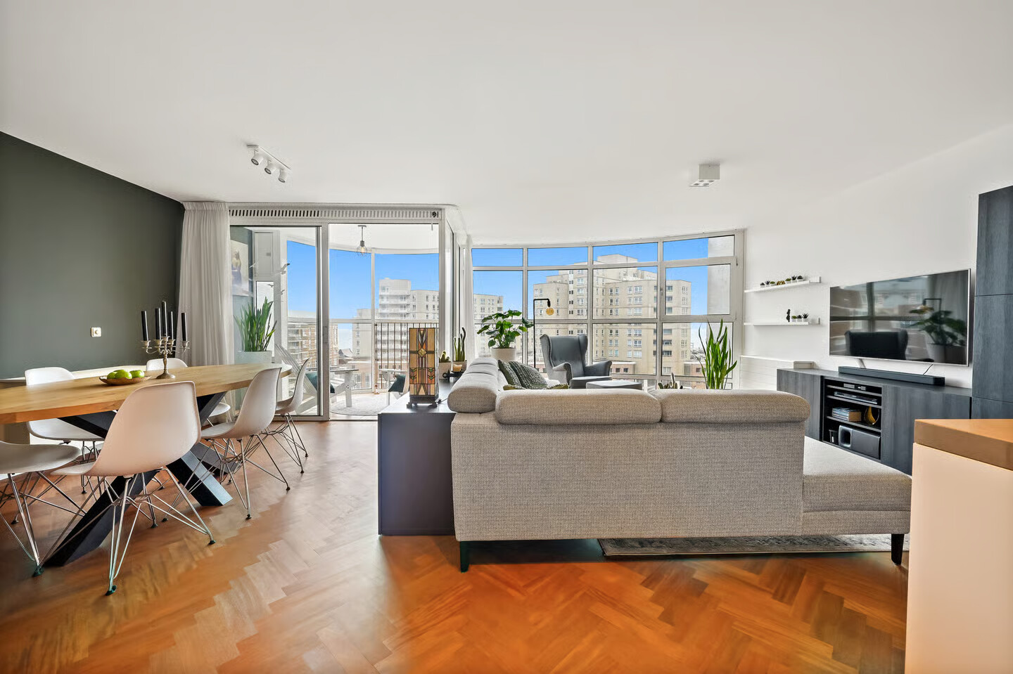 Appartement te koop: Palaceplein 157, 'S-Gravenhage