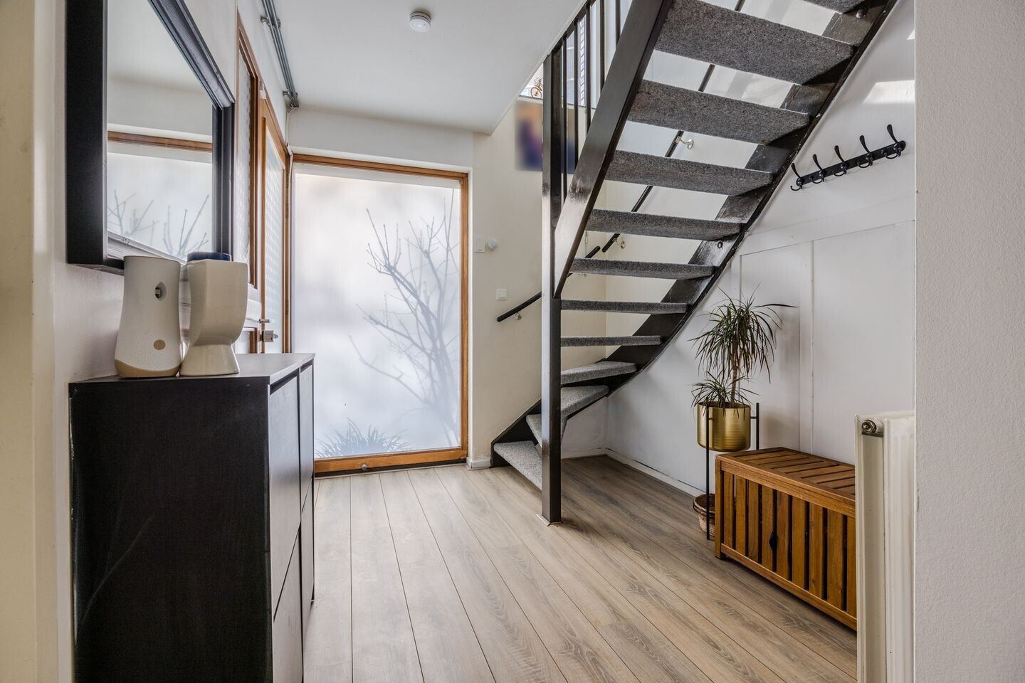Tussenwoning te koop: Vlamenburg 208, 'S-Gravenhage