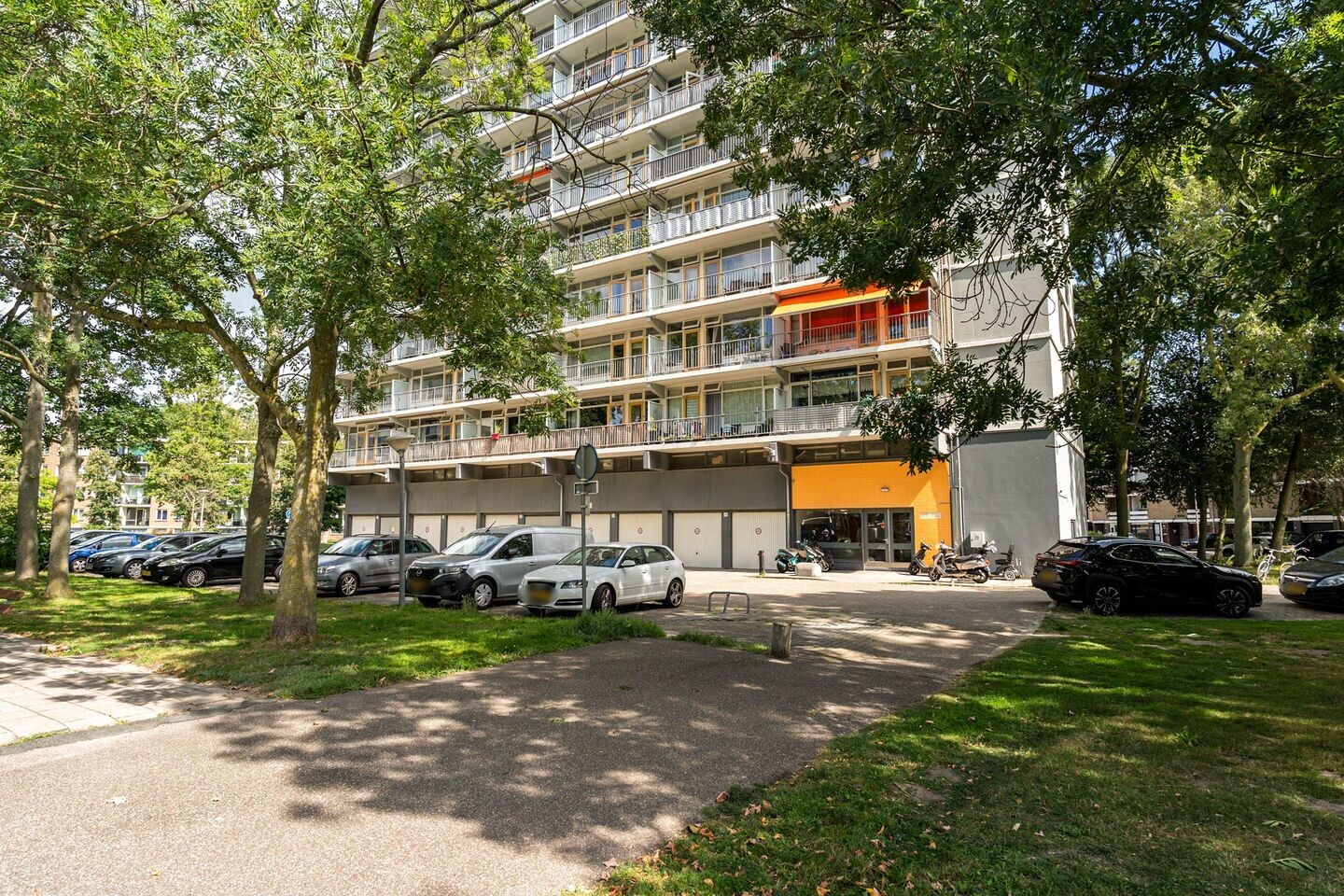 Appartement te koop: Elviraland 220, 'S-Gravenhage