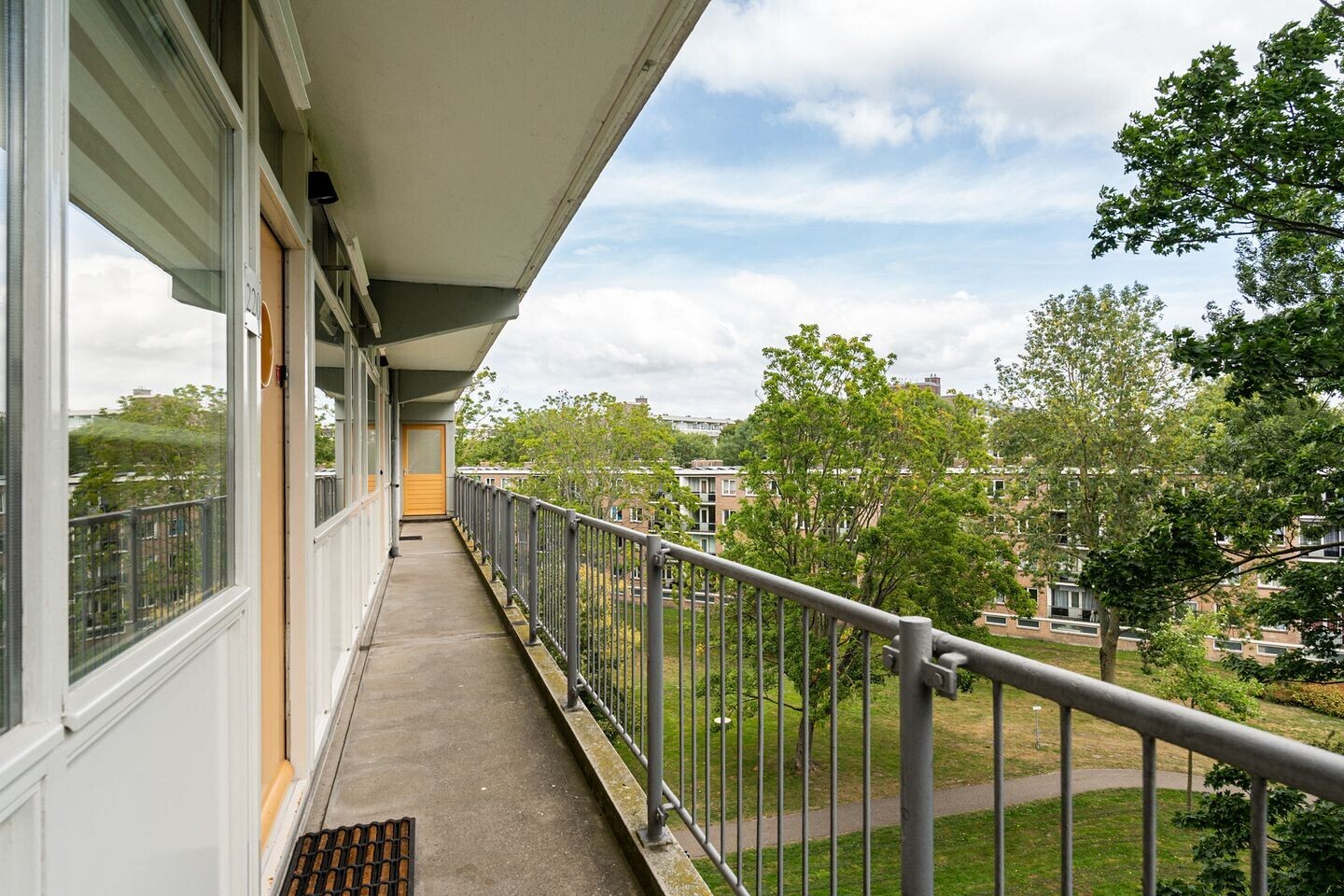 Appartement te koop: Elviraland 220, 'S-Gravenhage