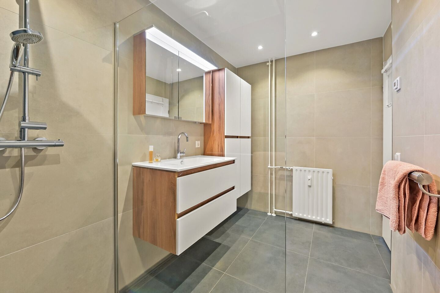 Appartement te koop: Granaathorst 213, 'S-Gravenhage