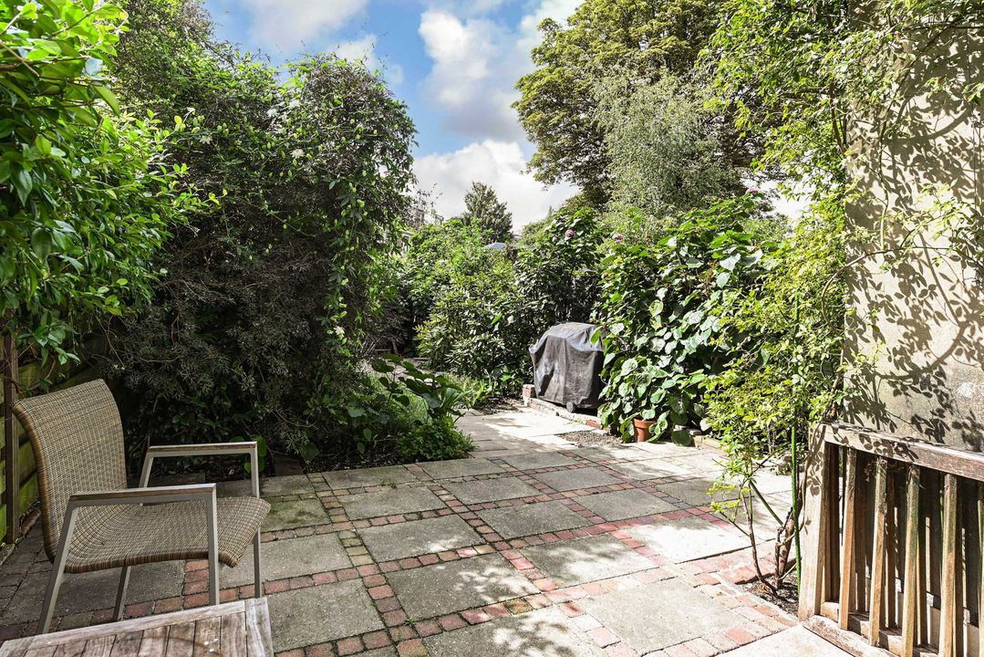 Appartement te koop: Laan van Nieuw-Oost-Indië 265, 'S-Gravenhage