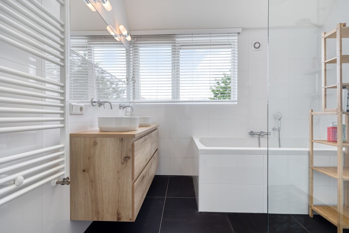 Appartement te koop: Johannes Camphuijsstraat 274, 'S-Gravenhage