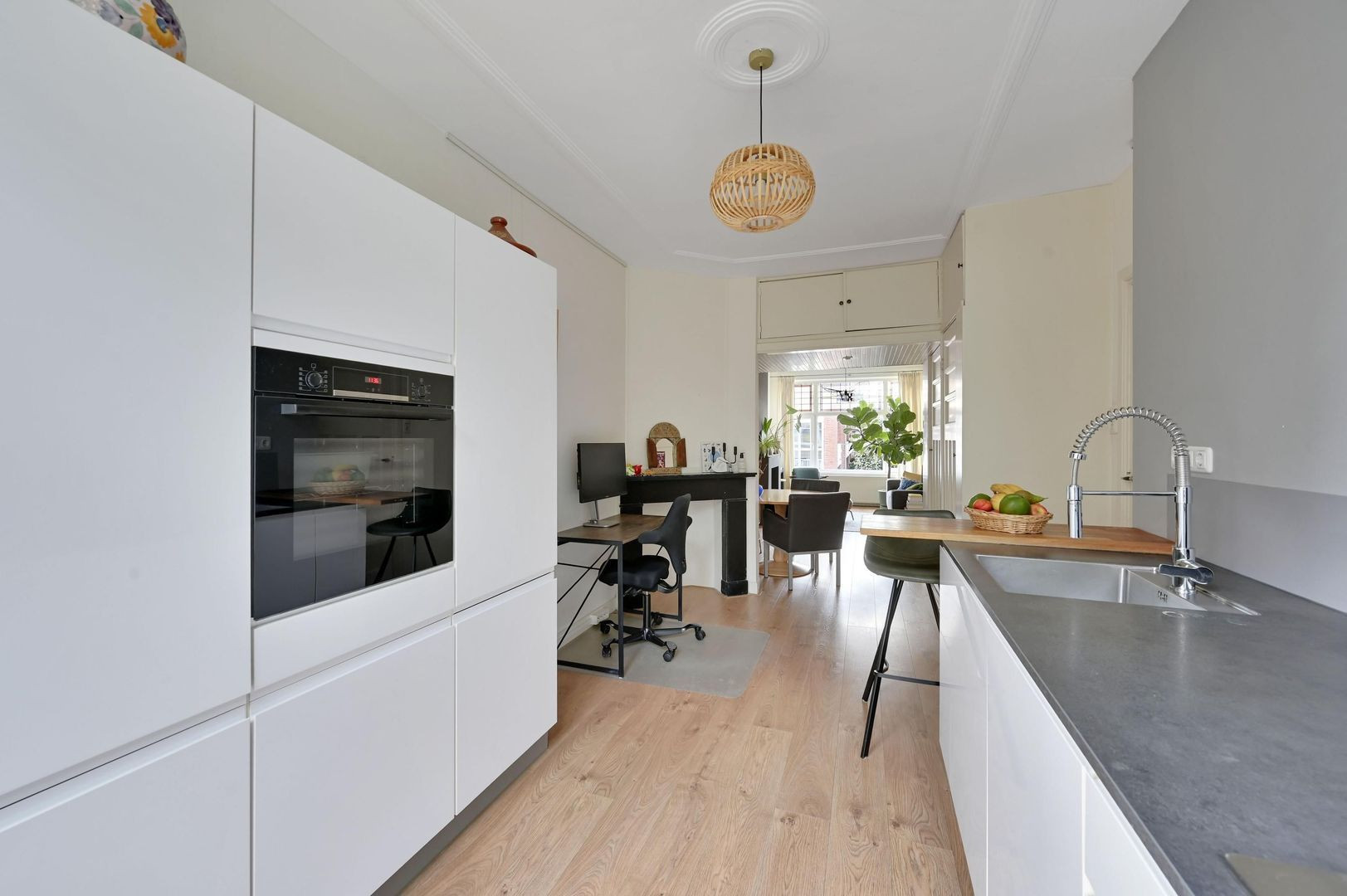Appartement te koop: Cornelis Houtmanstraat 144, 'S-Gravenhage