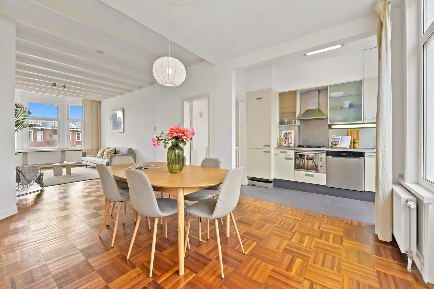 Appartement te koop: Van der Capellenstraat 56, 'S-Gravenhage