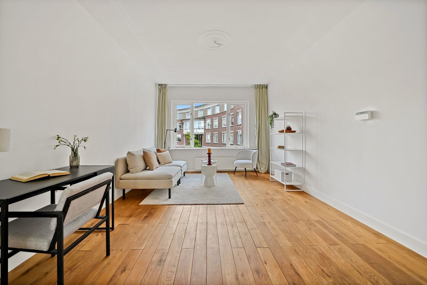 Woning te koop: 2e Joan Maetsuyckerstraat 235, 'S-Gravenhage