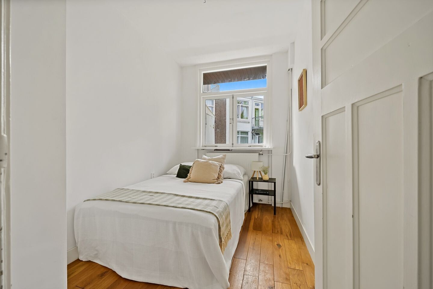 Woning te koop: 2e Joan Maetsuyckerstraat 235, 'S-Gravenhage