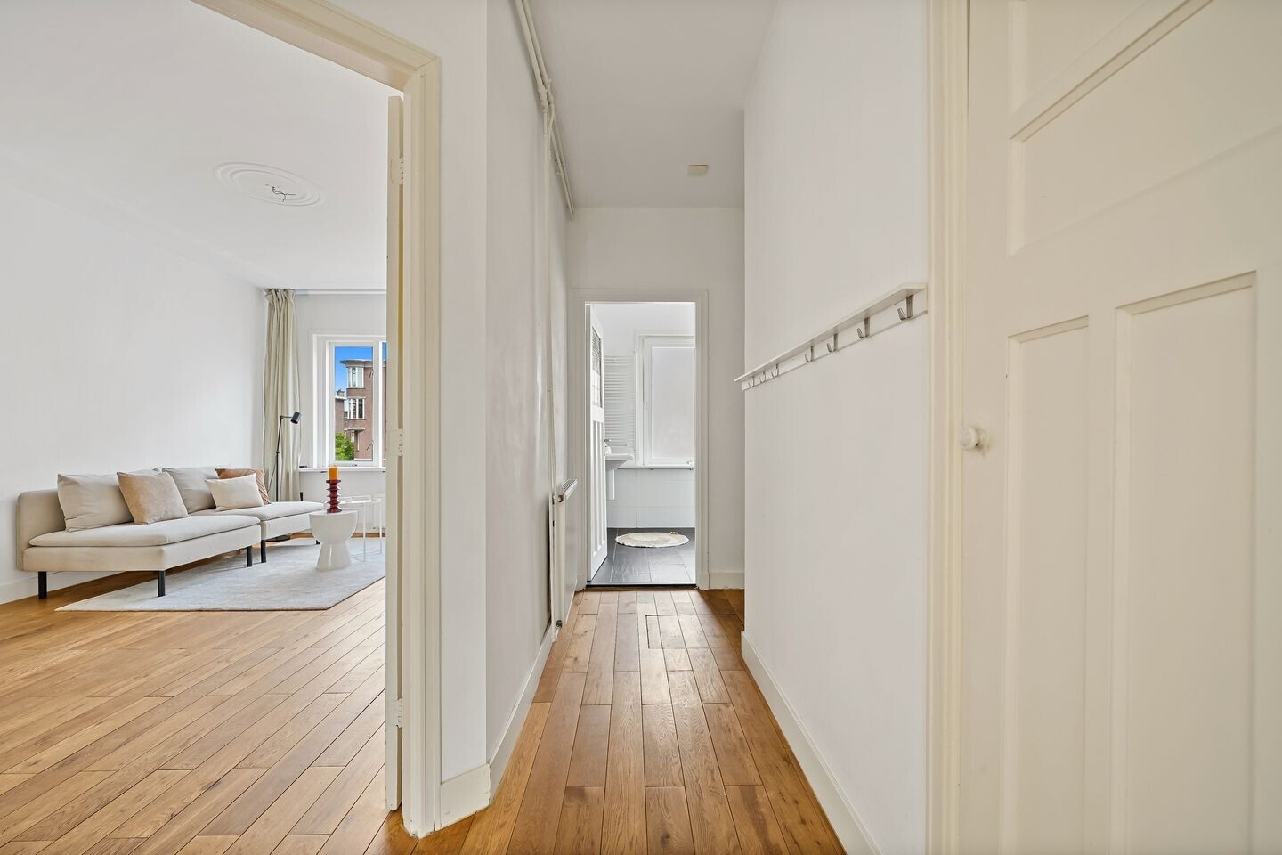 Woning te koop: 2e Joan Maetsuyckerstraat 235, 'S-Gravenhage