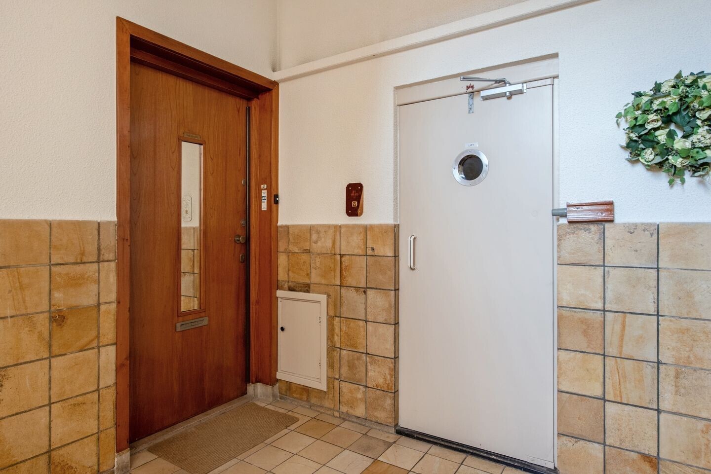 Appartement te koop: Offenberglaan 1-42, 'S-Gravenhage